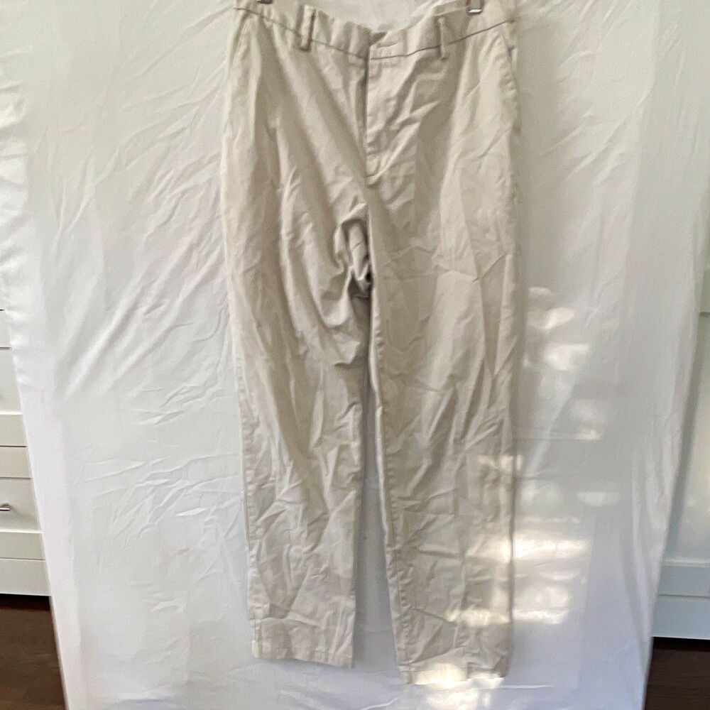 Amazon Essentials Beige Solid Chino Pants Men’s Regular Size 36 Flat Front